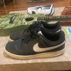 Men’s Nike court vision